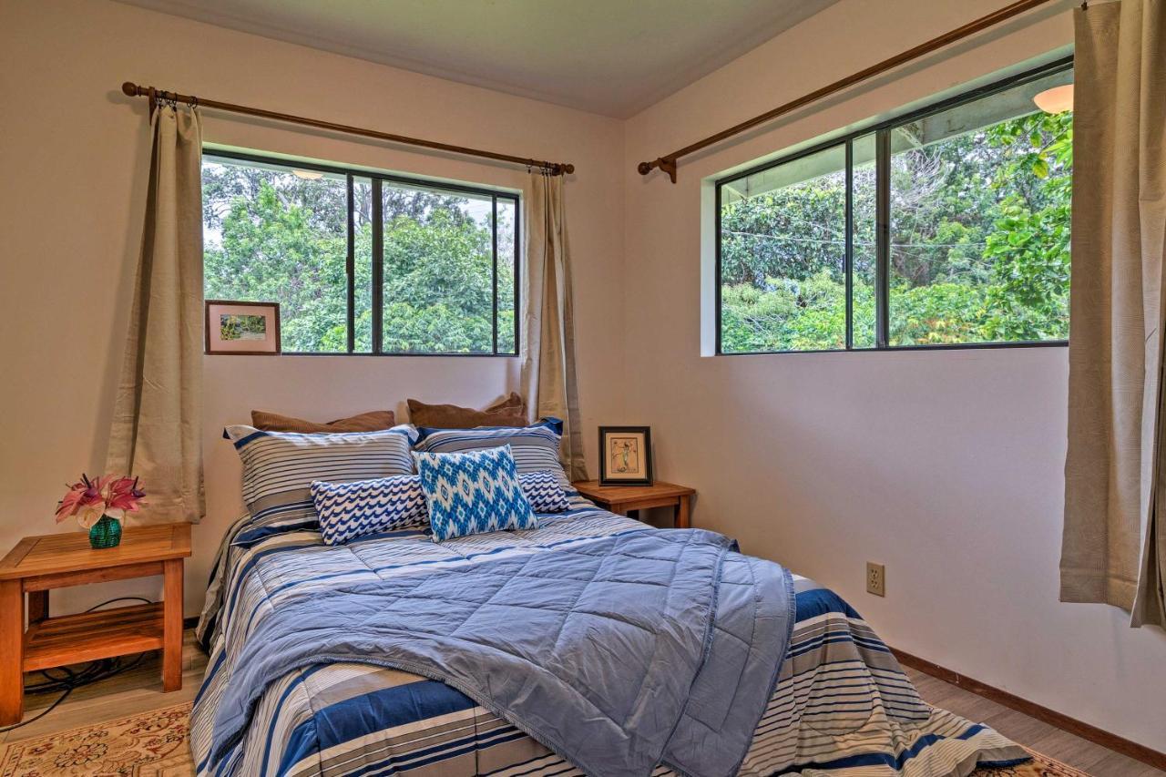 Peaceful Abode With Deck, 13 Mi To Black Sand Beach! Naalehu Buitenkant foto