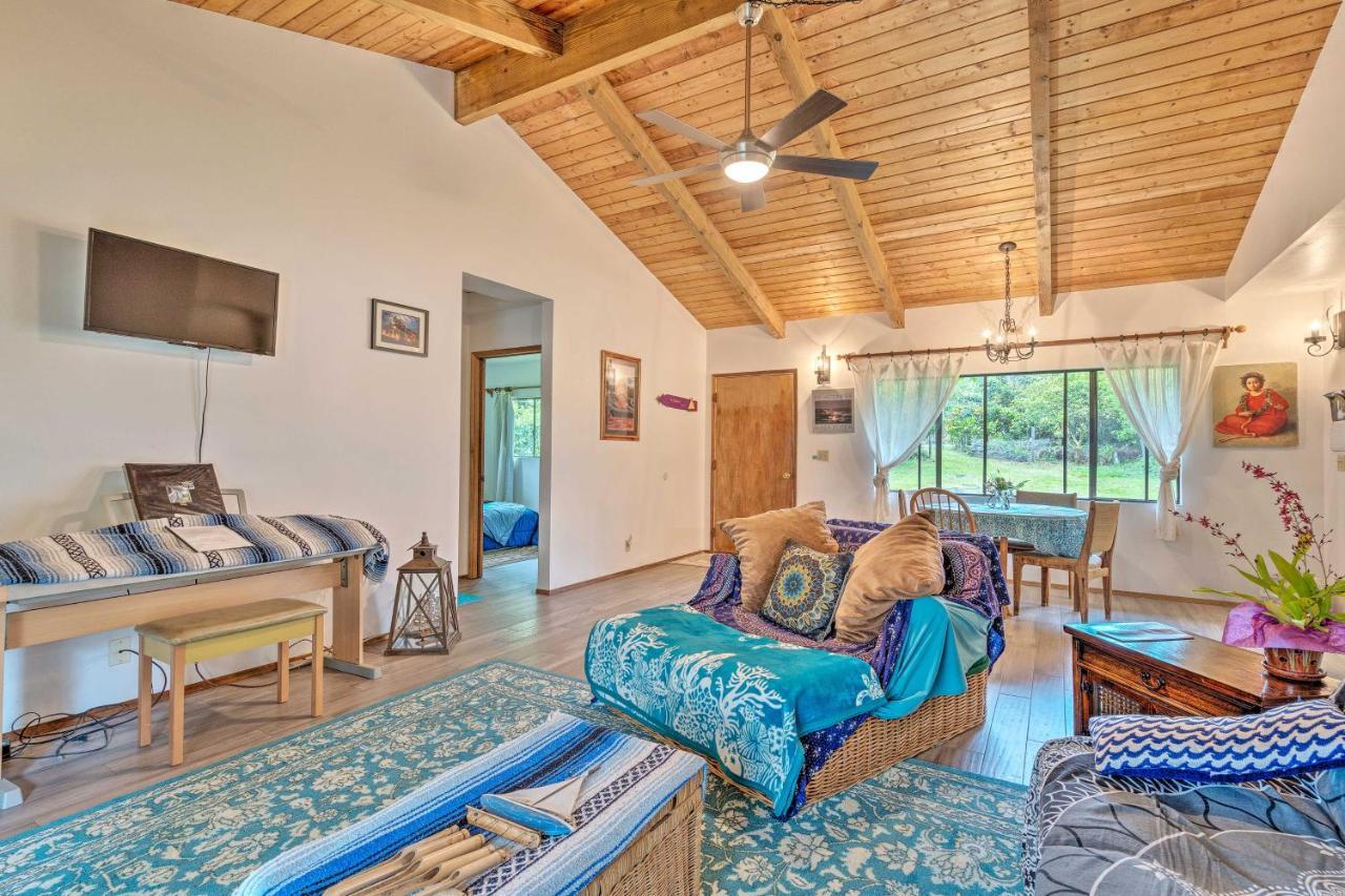 Peaceful Abode With Deck, 13 Mi To Black Sand Beach! Naalehu Buitenkant foto