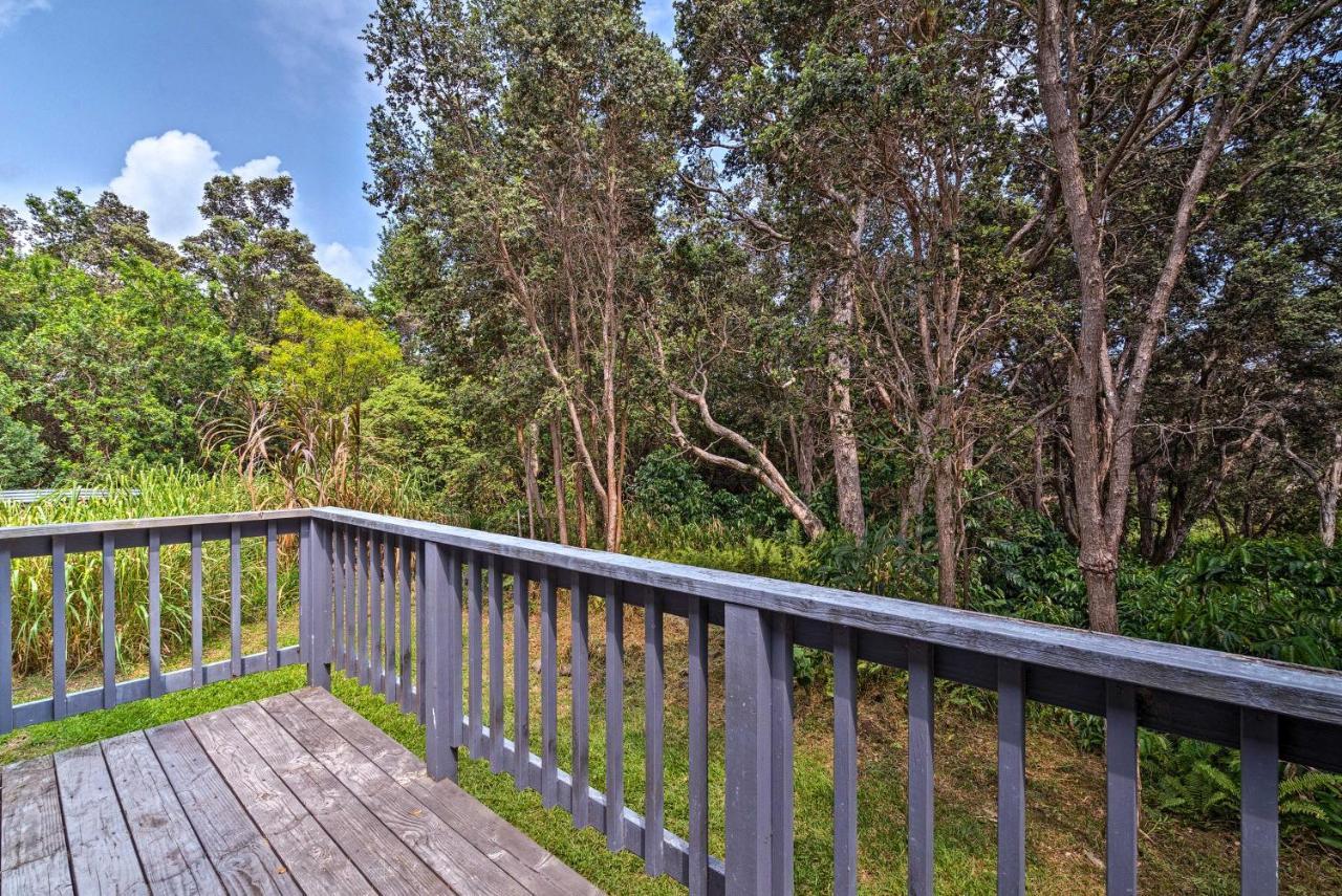 Peaceful Abode With Deck, 13 Mi To Black Sand Beach! Naalehu Buitenkant foto